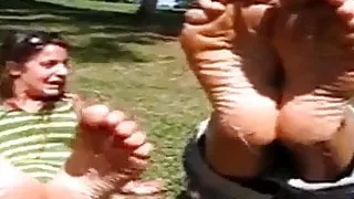 two girls sexy french soles