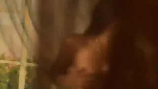 She Knows How to Expose Her Sexy Body