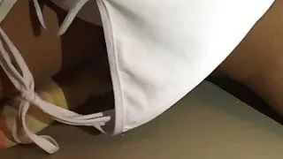 je m'empale sur mon gode et je mouille comme une chienne