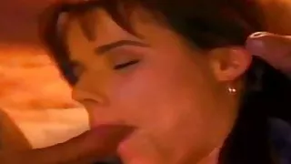 Beauty Babe Bruenette