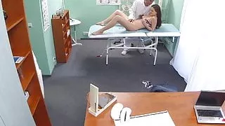 FakeHospital Horny student gets a good fucking from doctor