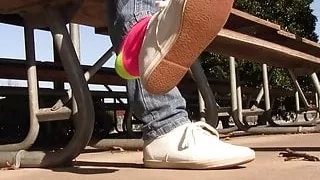 Jasmine Keds shoeplay fidget