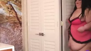 inviting Apple Bomb into a SSBBW threesome