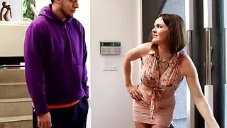 Busty milf Krissy Lynn cocksucks and tugs