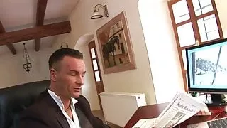 RealLesbianExposed Einsame Hausfrau fickt das Hausmädchen