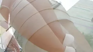 Givemepink hottie teases her pussy with vibrator