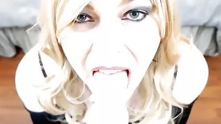 Avsugning, Mastrubera, POV, Transexuell, Solo