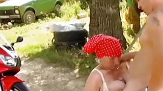 Bauer sucht Sau! Oma macht das schon