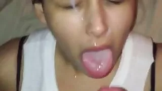 Girlfriend sucks for a cum facial