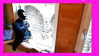 Rubberdoll Monique - Public Blowjobtraining