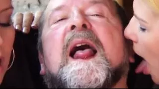 Old perv gets young extreme french kissing coil