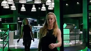 Ciara Renee, Katie Cassidy, Caity Lotz - LegendsOfTomorrow
