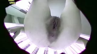 Sexspiele im Sonnenstudio heimlich gefilmt