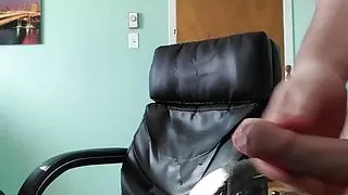 Moan, foreskin and a big cumshot !