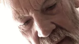 Teen girl sucks big old dick and engulf his juice