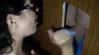 La miss au gloryhole