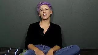 Zeit mit der sehr süßen und hübschen Skyler Williams zu verbringen