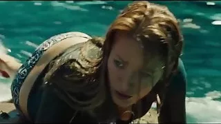 Blake Lively - The Shallows (trailer clips
