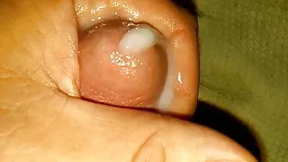 Quick handjob with cumshot