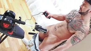 Maskurbate Manuel Deboxer MILKED!