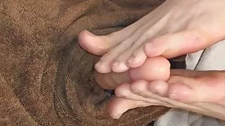 Dildo Footjob