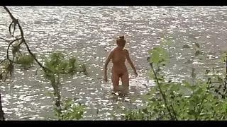 Isabelle Huppert in Heaven s Gate