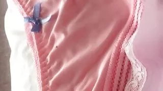 Tranny cums into her cute silky panties