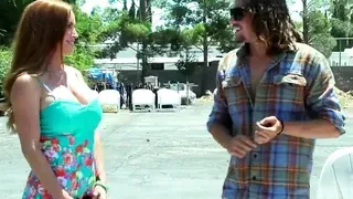 Brazzers - Dirty milf Diamond Foxx fucks step