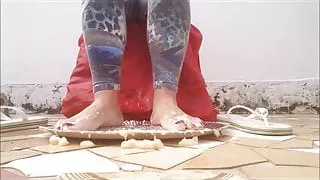 Crush The Banana!! Long Toenails