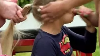 Junge FICKSTUTE reicht nicht nur ein Hengst