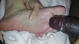 Best Friend Bedtime Footjob Handjob