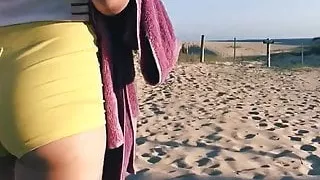 Big Ass 19yr Cameltoe Outdoor Stretching and Natural Breasts