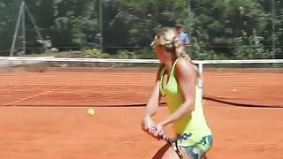 Genie Bouchard practising in portugal