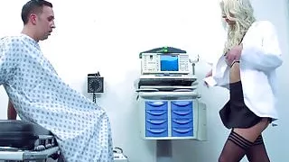 Amazing blonde Brooke Brand getting pleasured by her patient