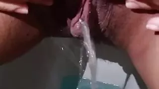 indian piss pee desi