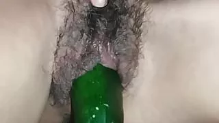 My wife is her cucumber... ma femme est step son concombre