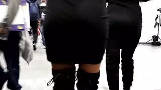 hostes legs
