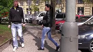 Picking up a stranger for gay gaysex