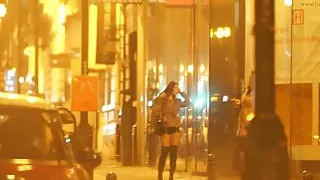 real prostitute in the street pute dans la rue