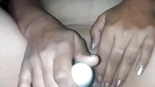 Desi Bhabhi Mastrubating With Vibrator For Young Boyfriend