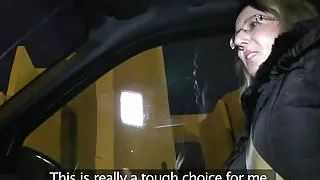 Amateur eurobabe nailed on cars tailgate