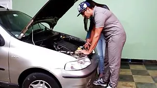 Seduzindo o mecanico casadp