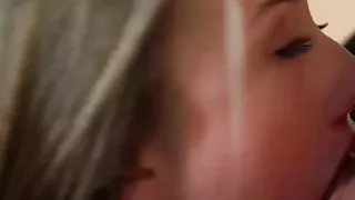 Hammer! - Mini Titten lernen richtig Ficken!