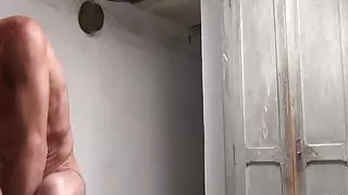 Wunderschöne vollbusige französische Stiefmutter hart sodomisiert und facialisiert