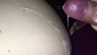 Homemade cumshot on wifes Ass