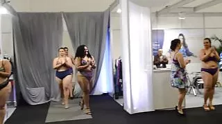 Unas Marranitas cachondas modelando (Parte 1?)