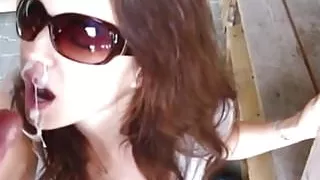Brunette Girlfriend Cumshot