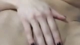 puta mostrando o bucetao