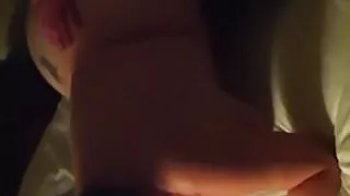 La salope et un de ses coquins