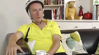 Britische Milf facialized nach ausgegessener Muschi